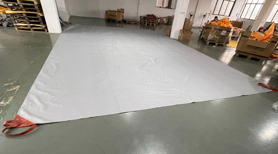 fire blanket 火の毛布