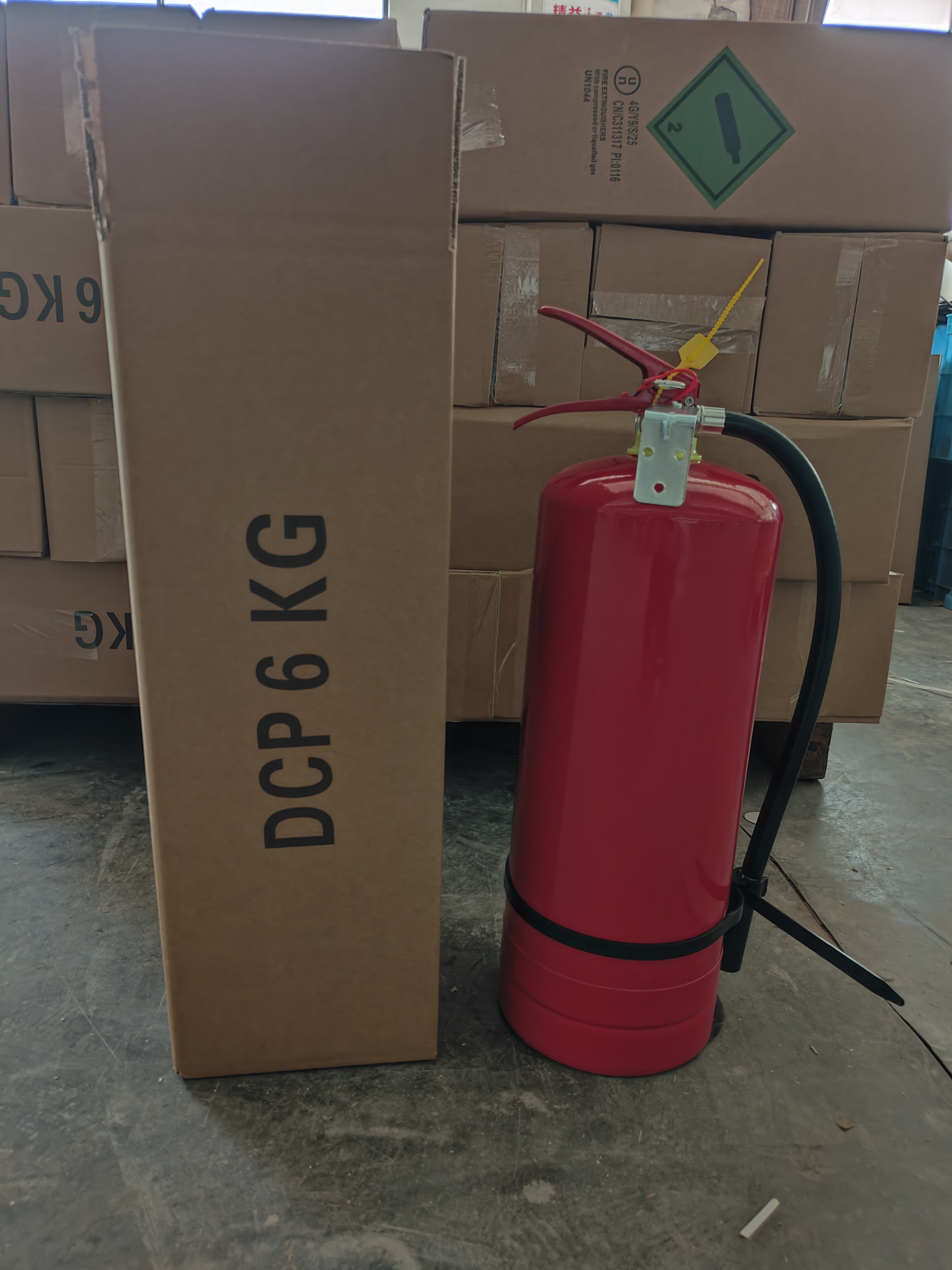 真鍮バルブ付きの木材用6kg乾燥粉末消火器